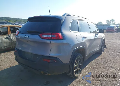 2018 Jeep Cherokee Latitude Plus Fwd из США, поврежденный, VIN 1C4PJLLXXJD573228